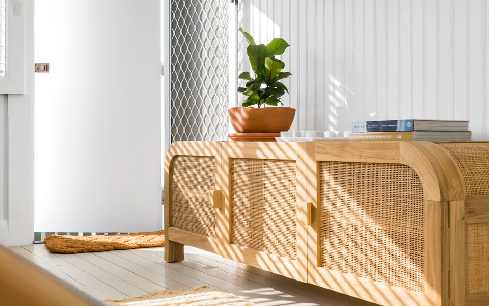 BELLA BAY 2 (UPSTAIRS) | Prime Location