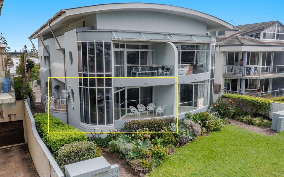 LA RONDE 2 | Hear the Surf