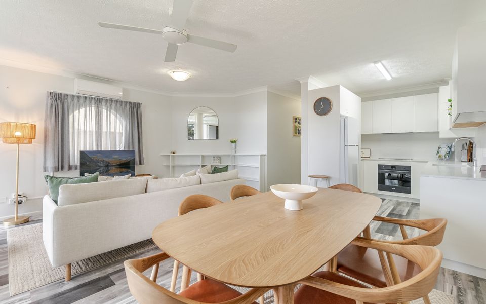 LA RONDE 2 | Hear the Surf