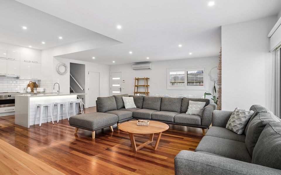 Cosmopolitan In Mornington