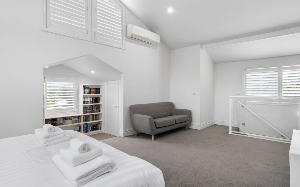 Cosmopolitan In Mornington