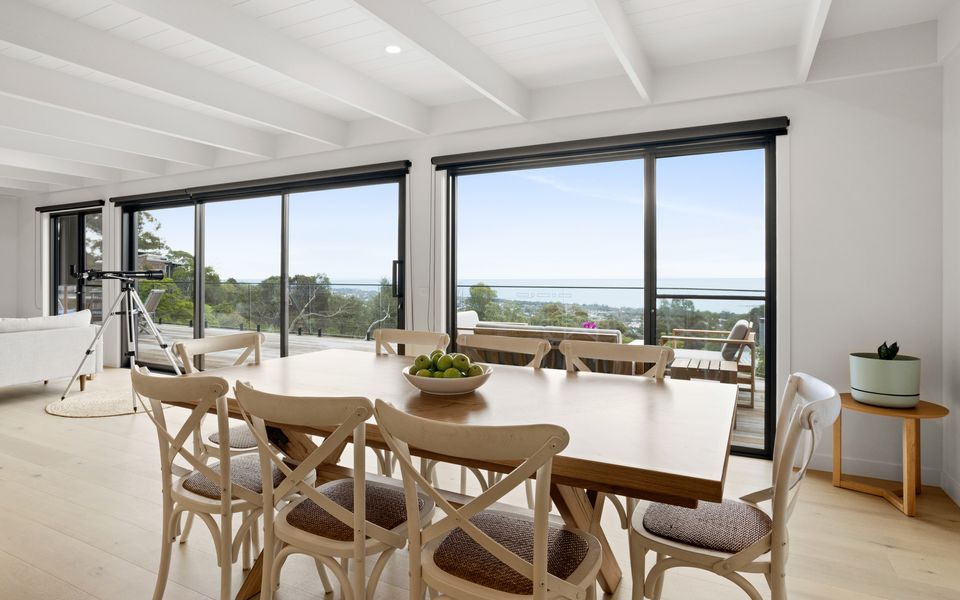 McCrae Views - 4 Bedroom Holiday House