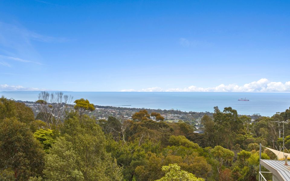 McCrae Views - 4 Bedroom Holiday House