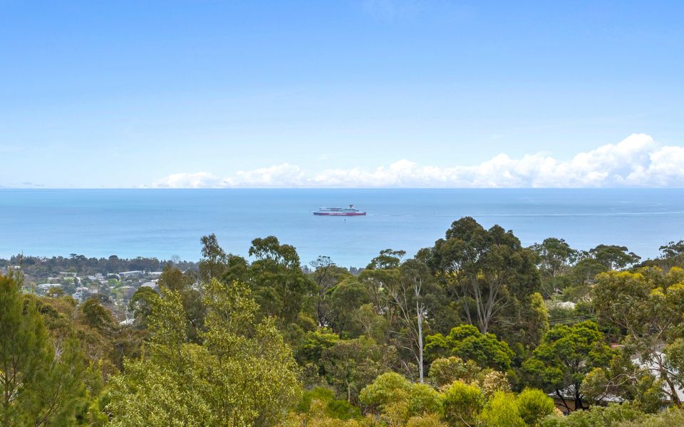 McCrae Views - 4 Bedroom Holiday House