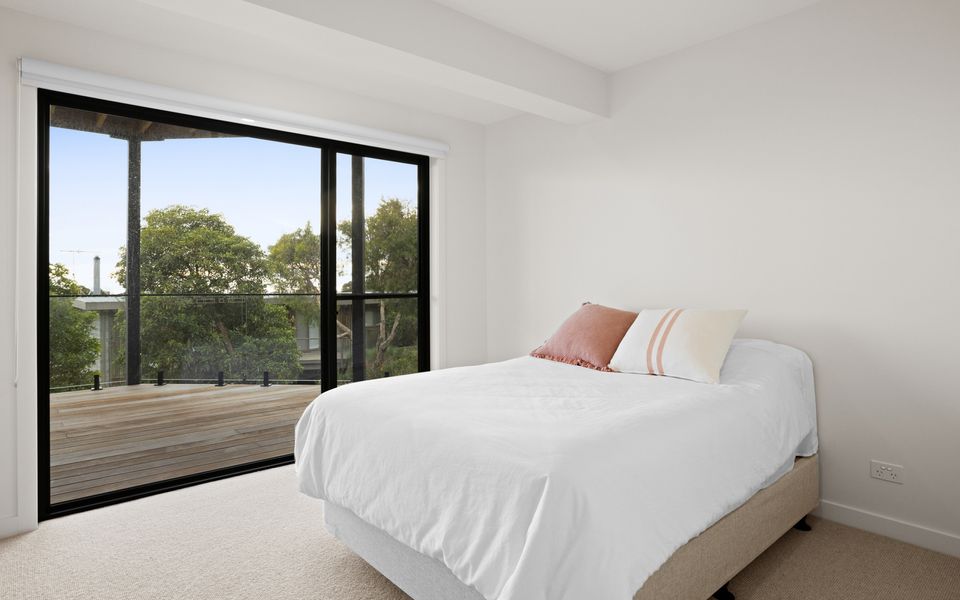 McCrae Views - 4 Bedroom Holiday House