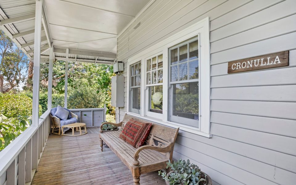 Cronulla - Old Mt Martha With A Modern Touch - Swimming Pool - walk to South Beach
