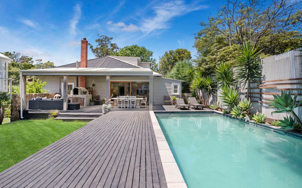 Cronulla - Old Mt Martha With A Modern Touch - Swimming Pool - walk to South Beach