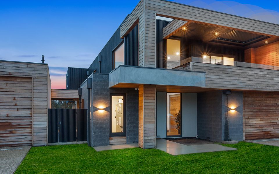 Designer House by the Village and Beach