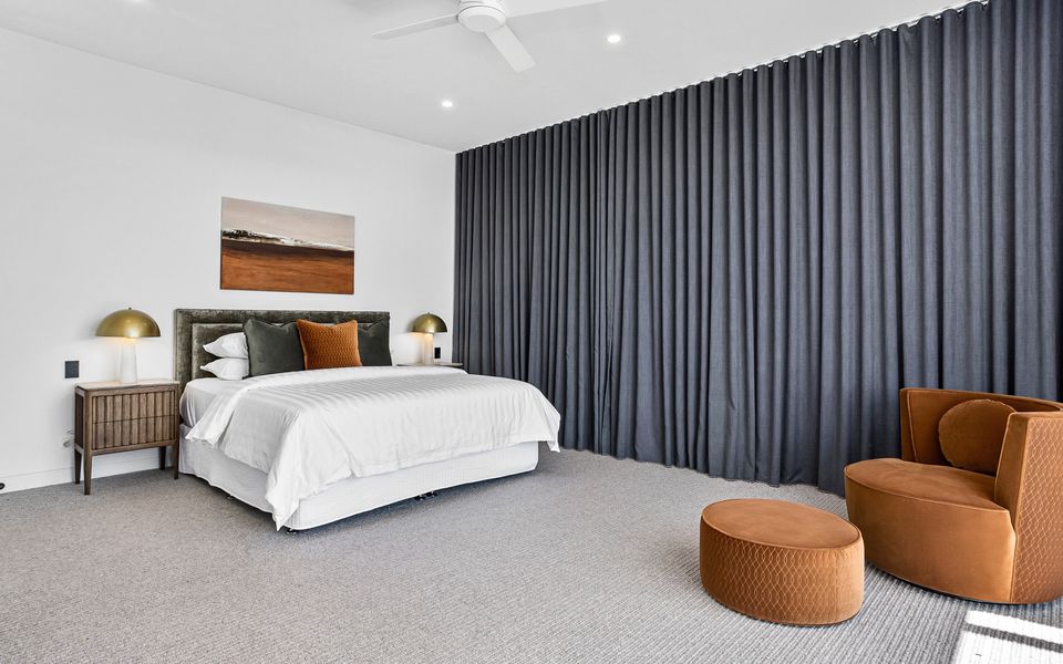 Designer House by the Village and Beach