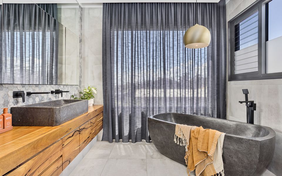 Designer House by the Village and Beach