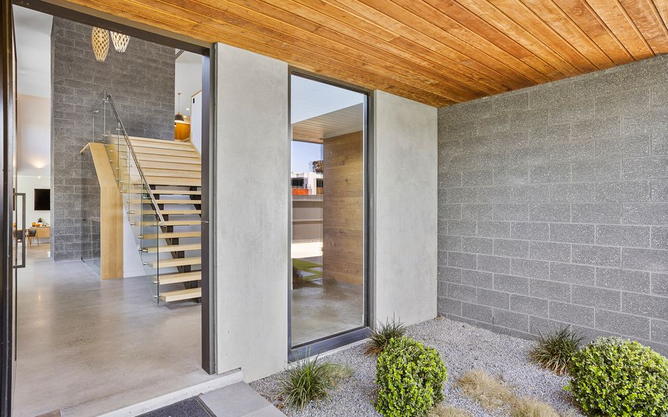 Designer House by the Village and Beach