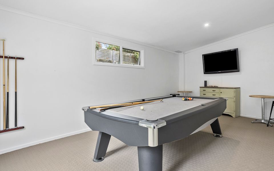 Quiet Outdoor Entertainer