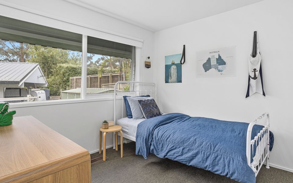 Quiet Outdoor Entertainer