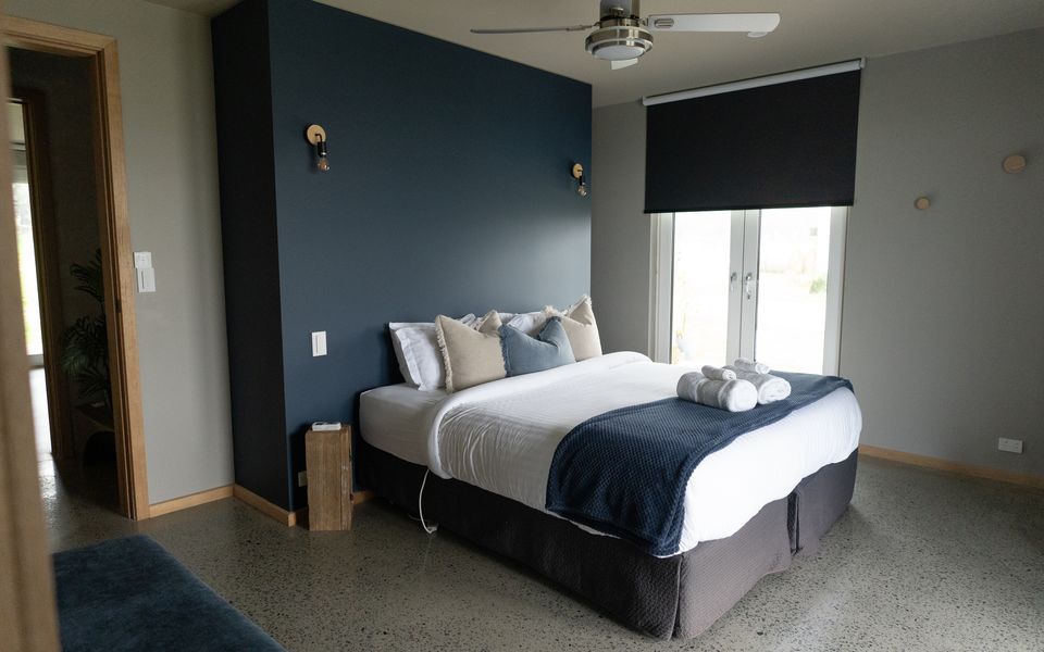 Pepper Paddocks - Warehouse meets Farm Winter Special - stay 2 or more nights and get an extra night for Free ! Available May 2026 - August 2026