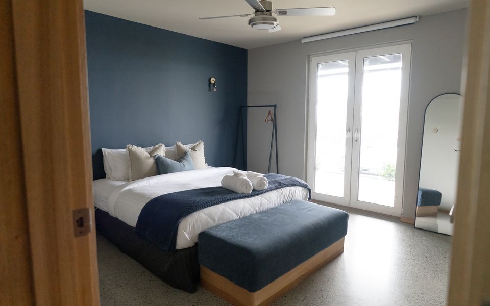 Pepper Paddocks - Warehouse meets Farm Winter Special - stay 2 or more nights and get an extra night for Free ! Available May 2026 - August 2026