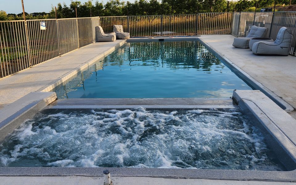 Pepper Paddocks - Warehouse meets Farm