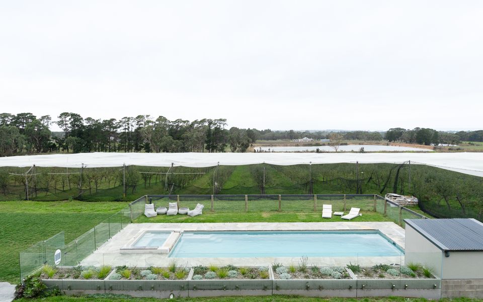 Pepper Paddocks - Warehouse meets Farm Winter Special - stay 2 or more nights and get an extra night for Free ! Available May 2026 - August 2026