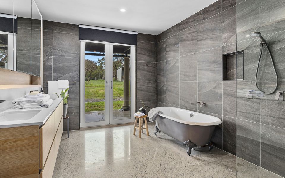 Pepper Paddocks - Warehouse meets Farm