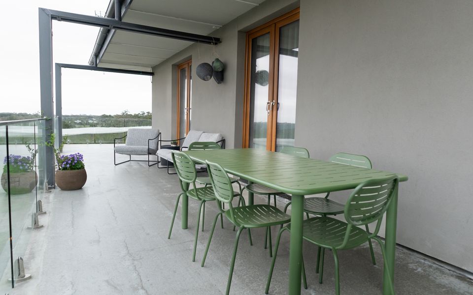 Pepper Paddocks - Warehouse meets Farm Winter Special - stay 2 or more nights and get an extra night for Free ! Available May 2026 - August 2026