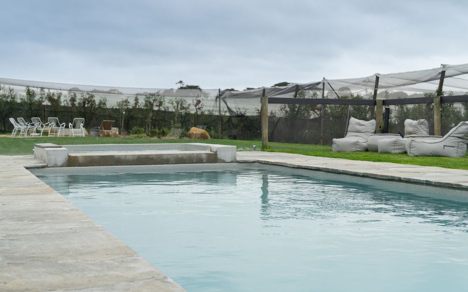 Pepper Paddocks - Warehouse meets Farm Winter Special - stay 2 or more nights and get an extra night for Free ! Available May 2026 - August 2026