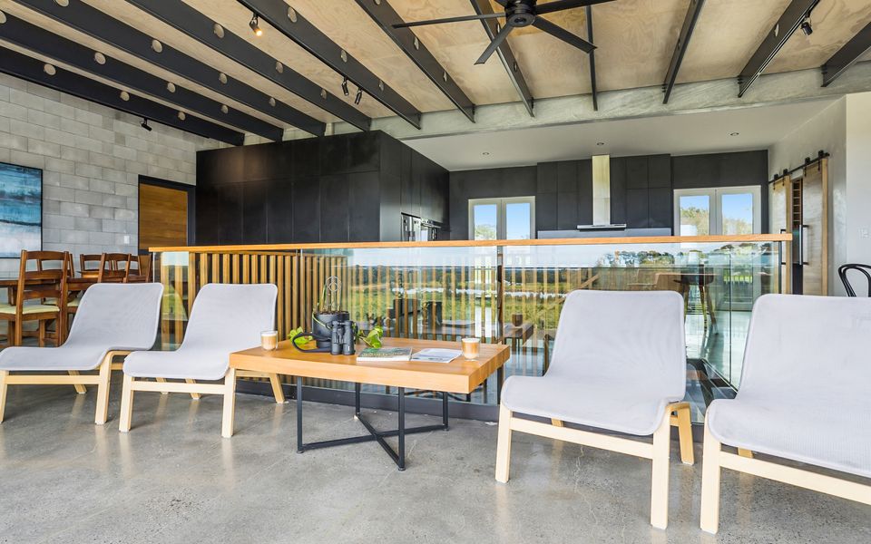 Pepper Paddocks - Warehouse meets Farm