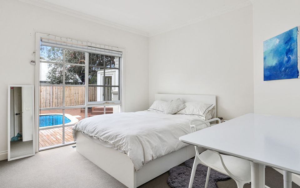 Tennis, Swimming and Outdoor Entertaining