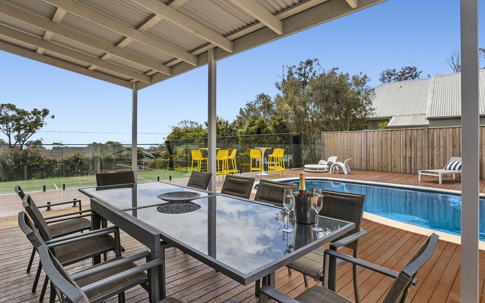 Tennis, Swimming and Outdoor Entertaining