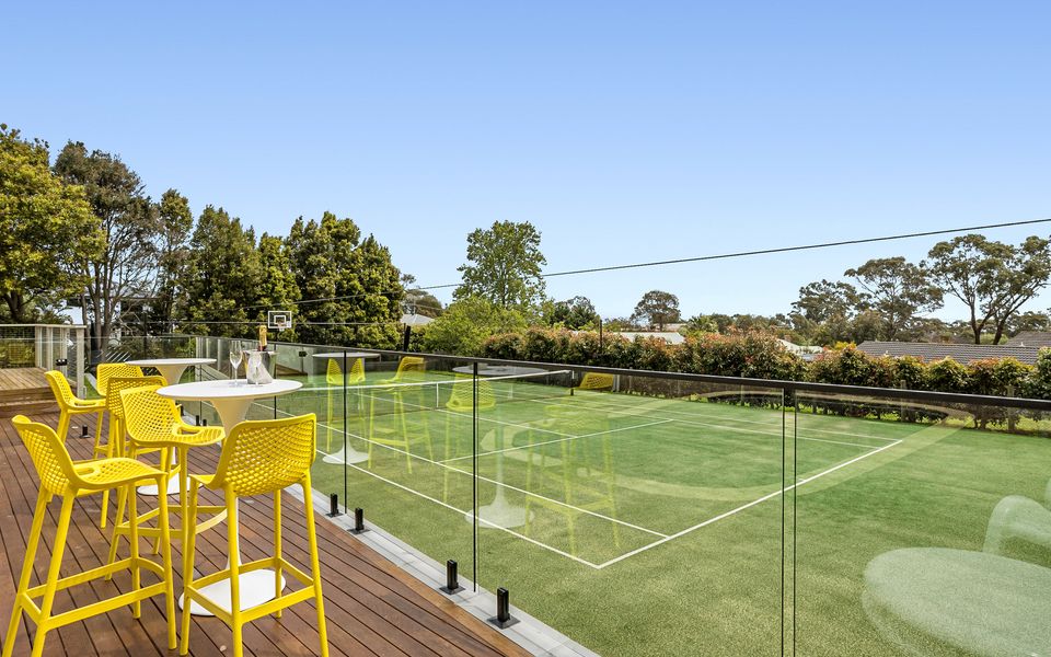 Tennis, Swimming and Outdoor Entertaining