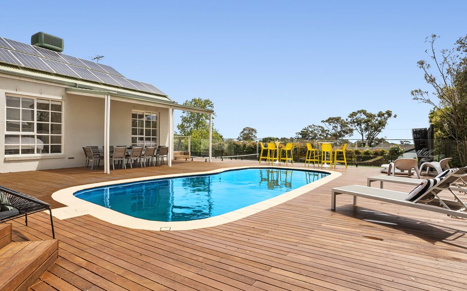 Tennis, Swimming and Outdoor Entertaining
