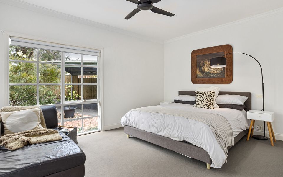 Tennis, Swimming and Outdoor Entertaining