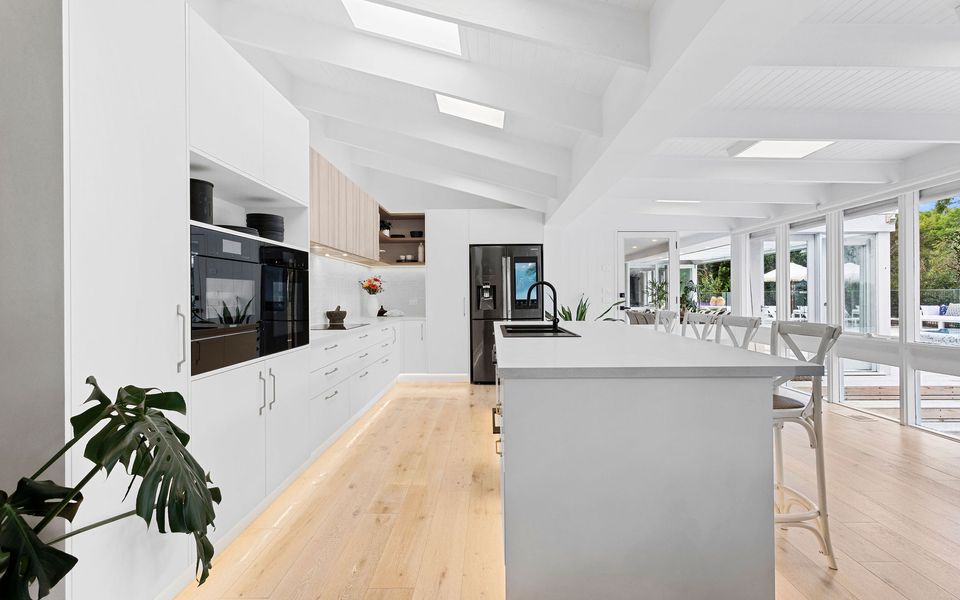 Grand Design - Pool, Spa, Playground