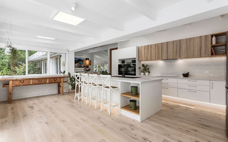 Grand Design - Pool, Spa, Playground