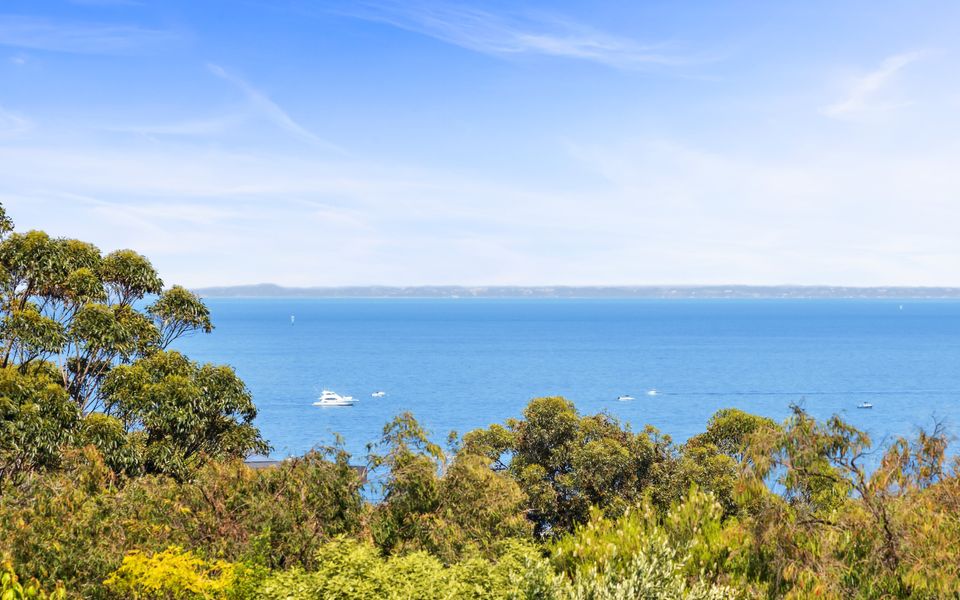 Family Holiday with Bay Views