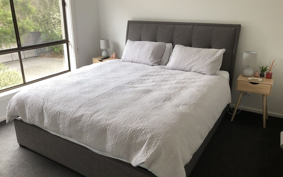 Family Entertainer With Swimming Pool - Rye