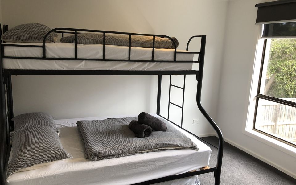 Family Entertainer With Swimming Pool - Rye