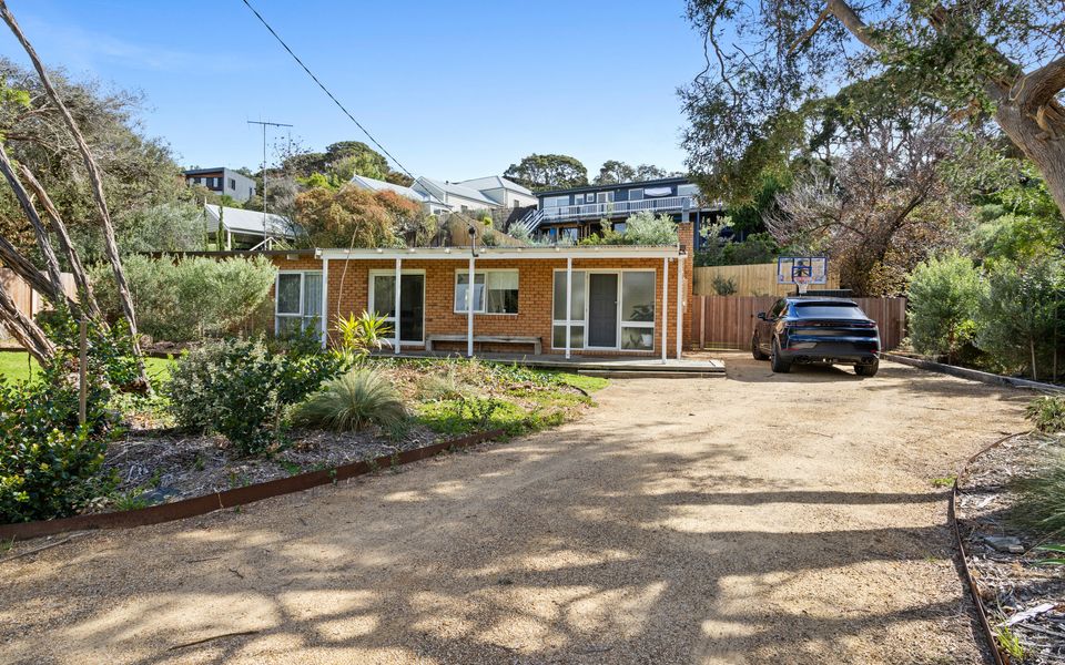 Blair - Beach Holiday House