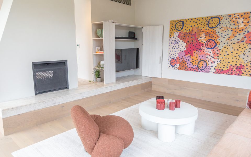 Moderna Mornington with Swimming Pool