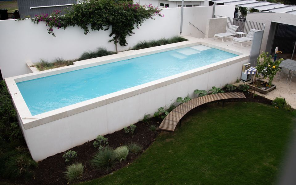 Moderna Mornington with Swimming Pool