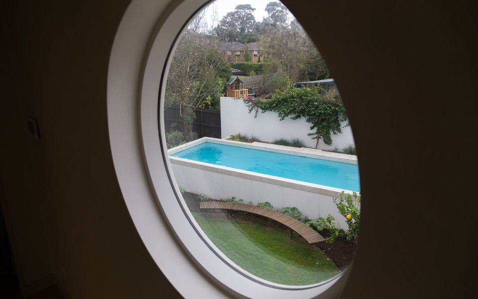 Moderna Mornington with Swimming Pool