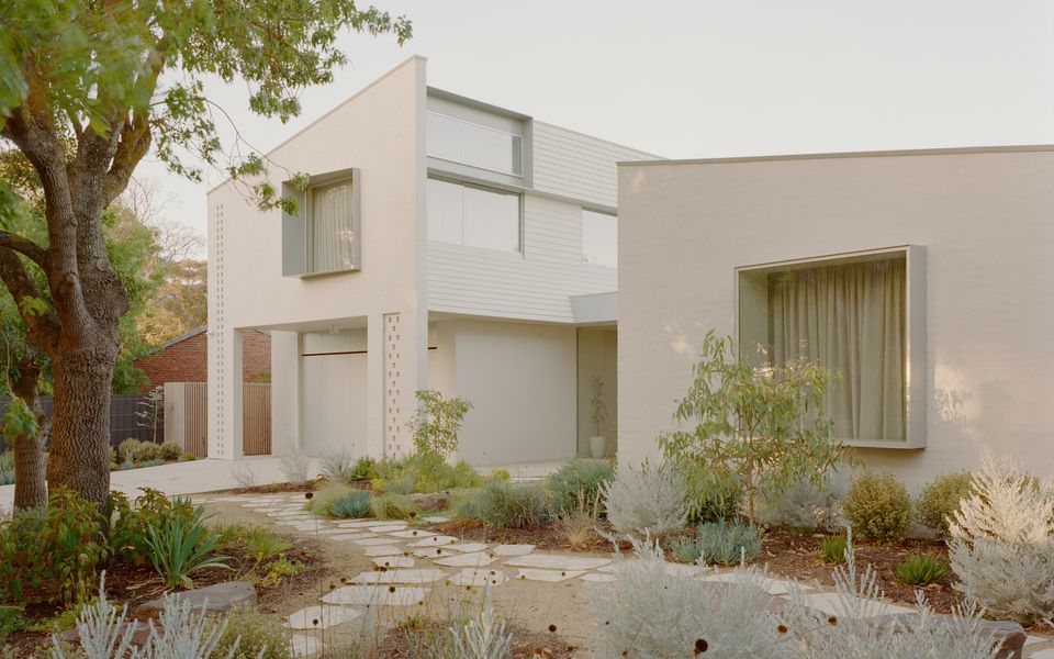 Moderna Mornington with Swimming Pool