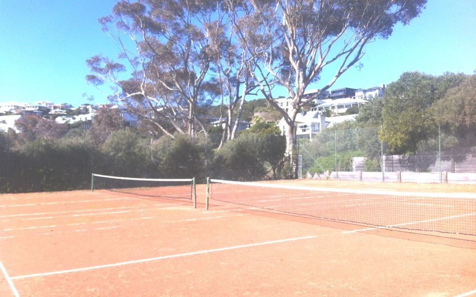 Guineys - Mount Martha - Pool, Tennis Courts, Beach Box