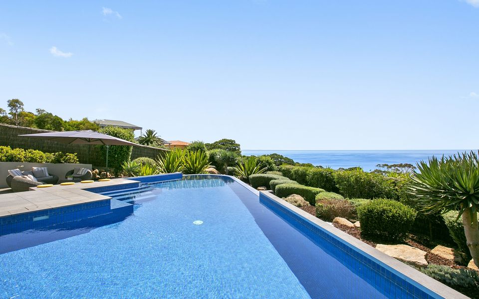 Akyra - Resort Accommodation In Mt Martha