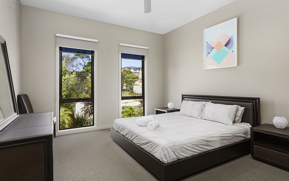 Outdoor Fun In The Sun - Swimming Pool and Tennis Court