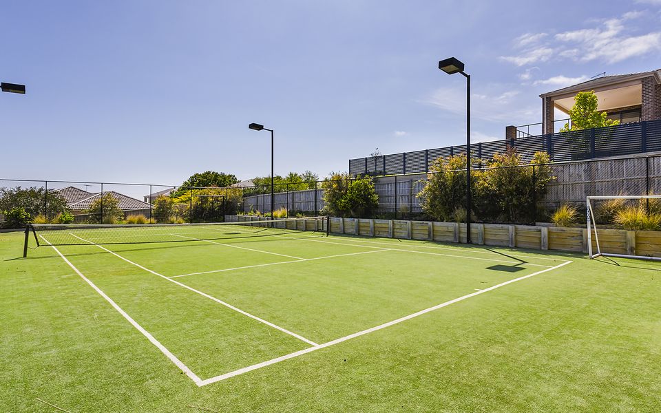 Outdoor Fun In The Sun - Swimming Pool and Tennis Court