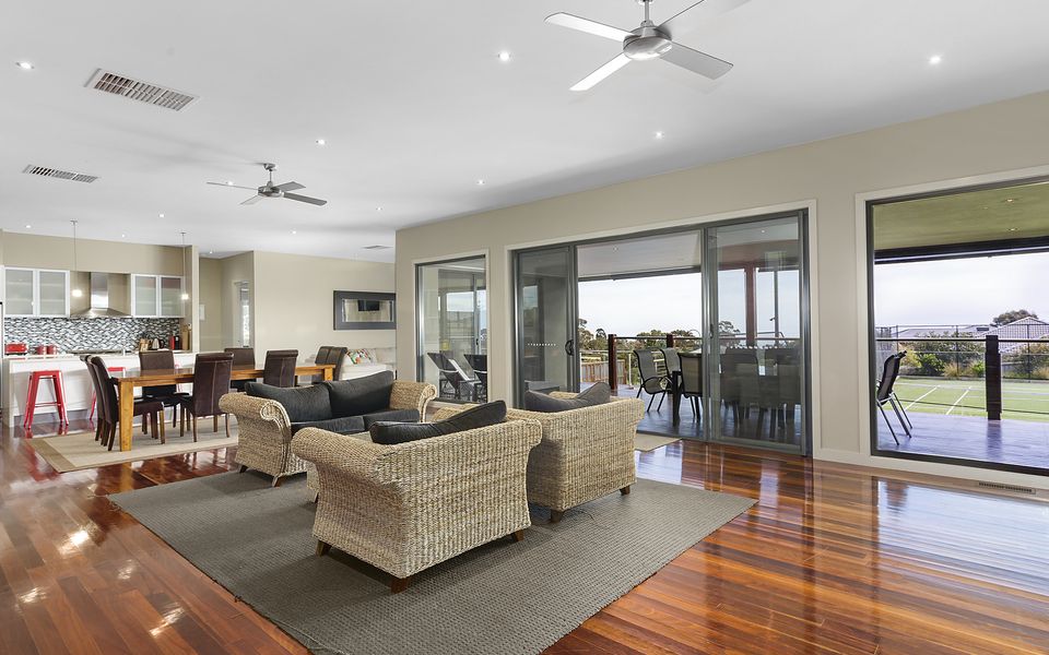 Outdoor Fun In The Sun - Swimming Pool and Tennis Court