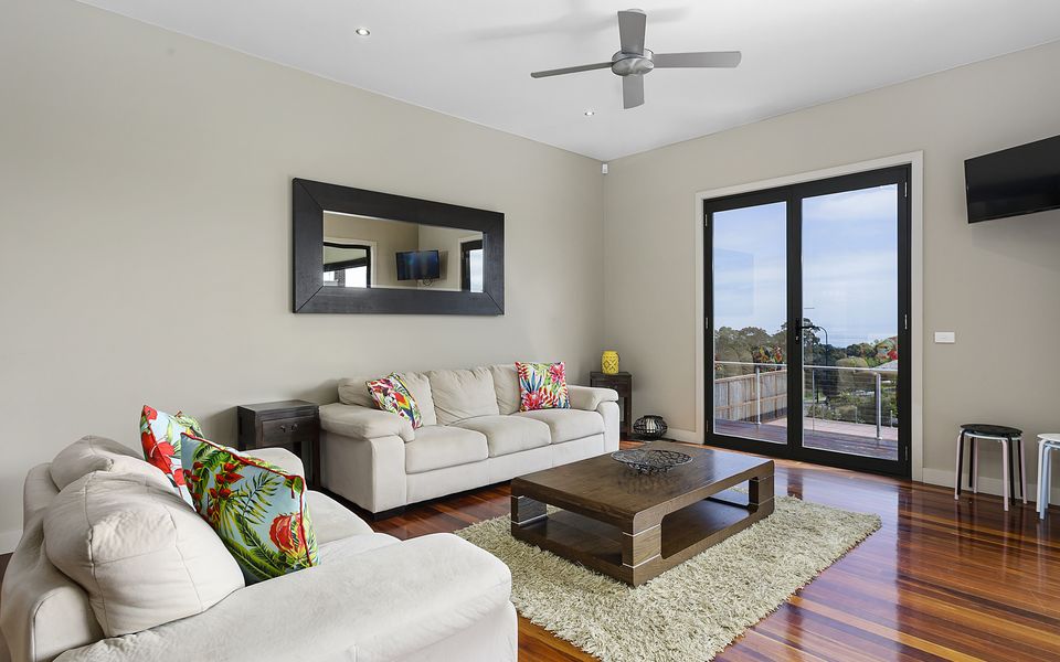 Outdoor Fun In The Sun - Swimming Pool and Tennis Court