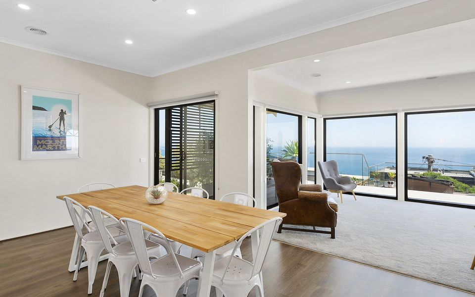 Panorama Bay - 4 Bedrooms, Large Entertaining Deck with Panoramic Bay Views