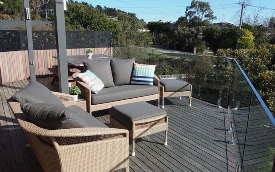 Sea & Tree - Double Storey With Bay Views