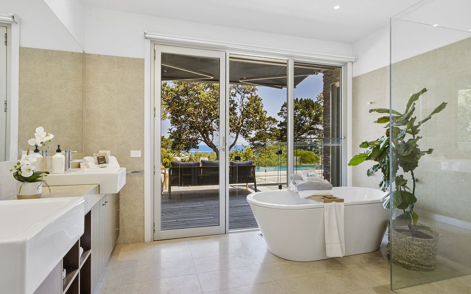 South Beach Luxury - Pool, Spa, Sauna, Private Gymnasium - Mt Martha