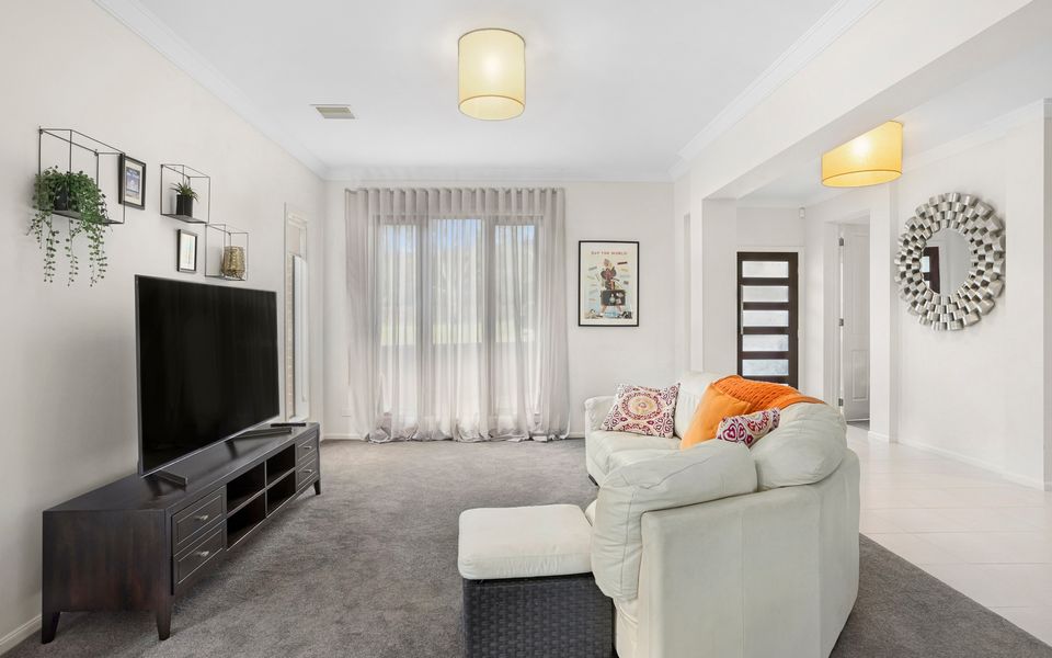 Tranquil Family Friendly, City/Bay Views, Pool and Spa - Mt Martha